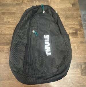 Thule Crossover Sling Pack Black Crossbody Laptop Bag